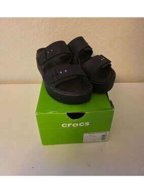 CROCS Brooklyn Buckle Low Black Platform Slides Sandals 8